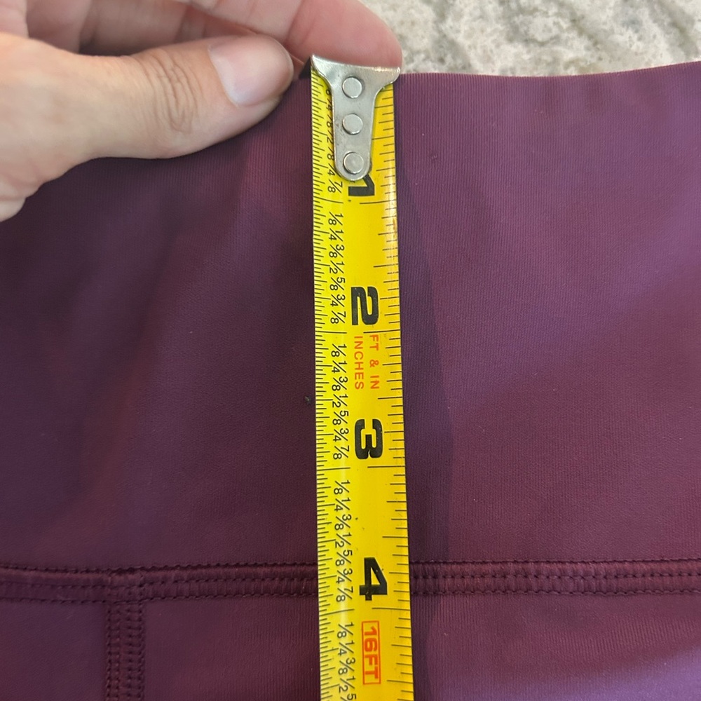 Lululemon Free Runner Crop Plum Size 6 High Rise Mesh Reflective Luxtreme - Picture 6 of 6